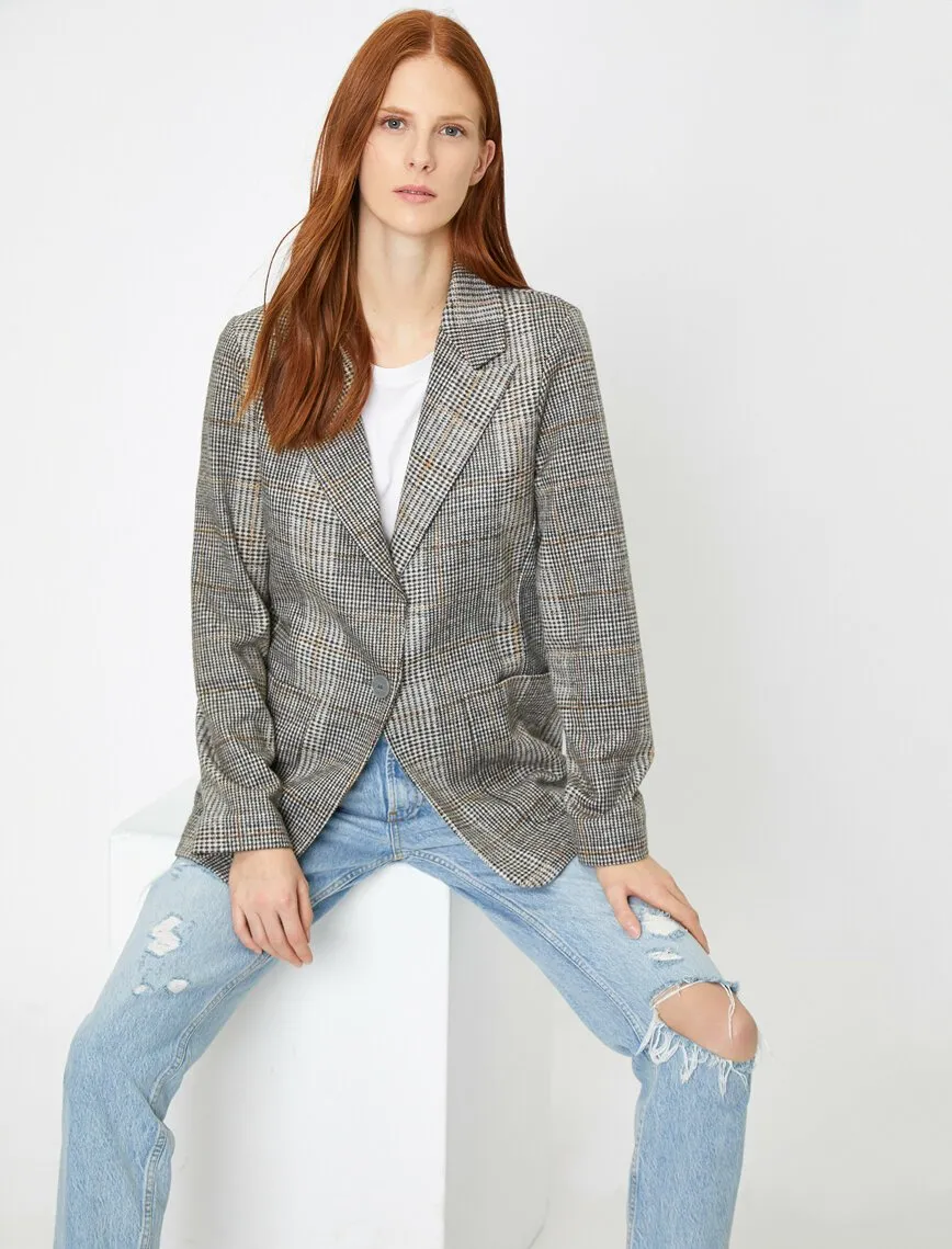 16556 Grey Button Detailed Jacket