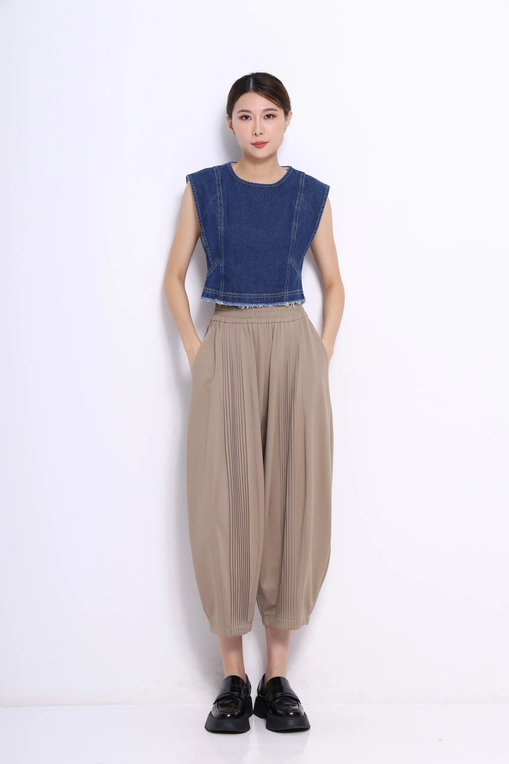 Hera Relaxed Pleated Pants