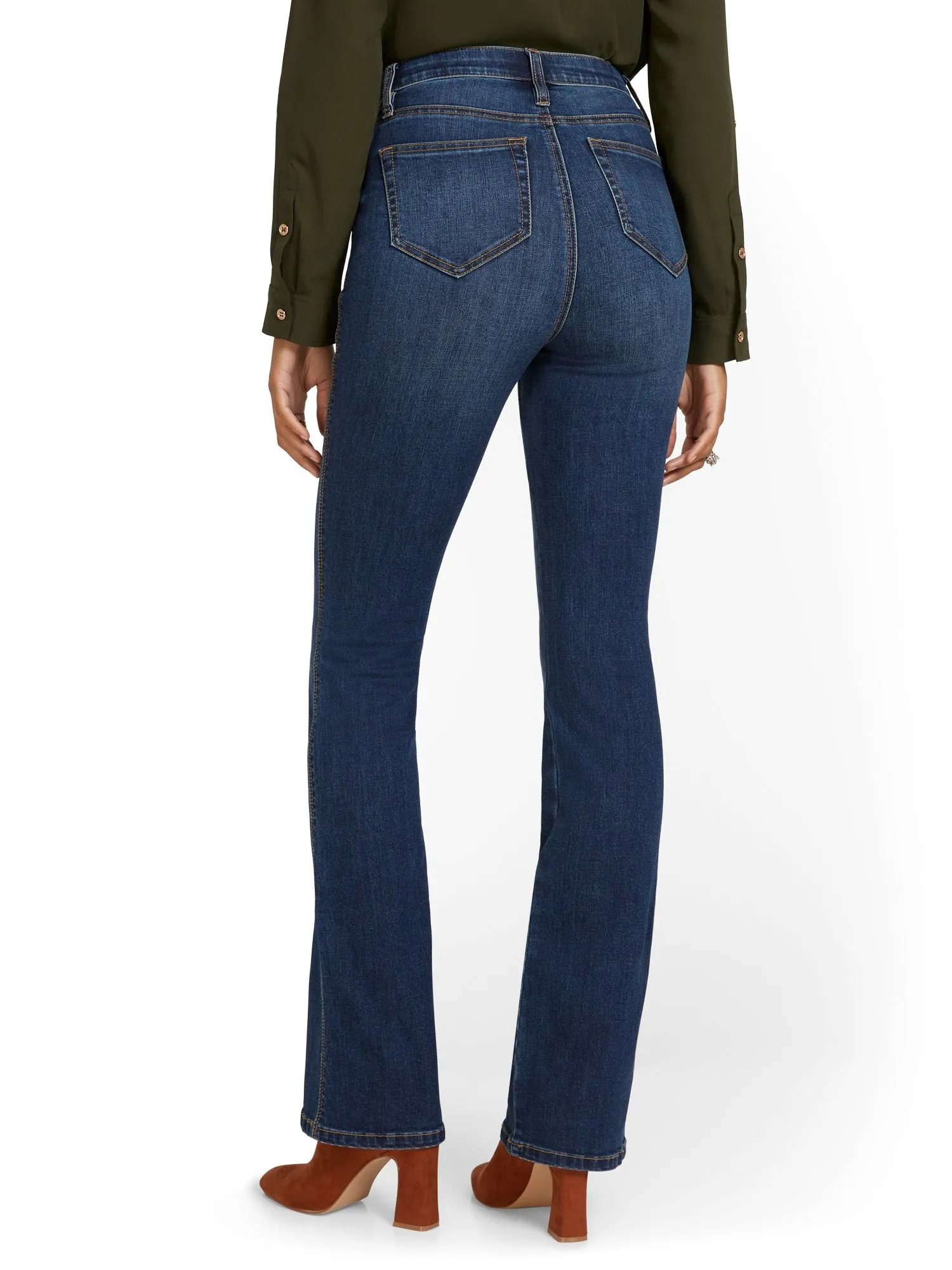 High-Waisted Curvy Essential Bootcut Jeans - Foxy Blue Wash