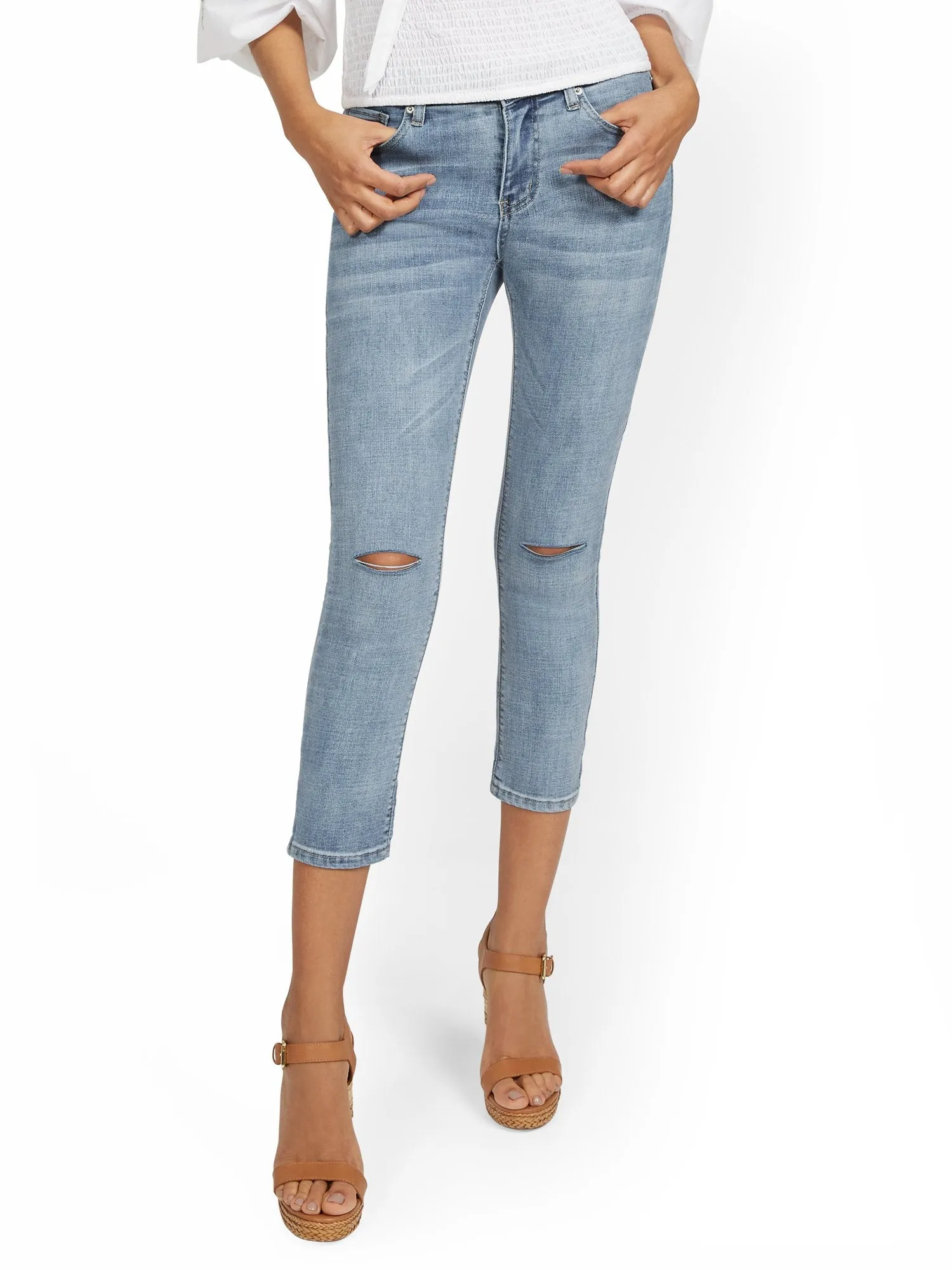 Lexi Mid-Rise Super-Skinny Capri Jeans