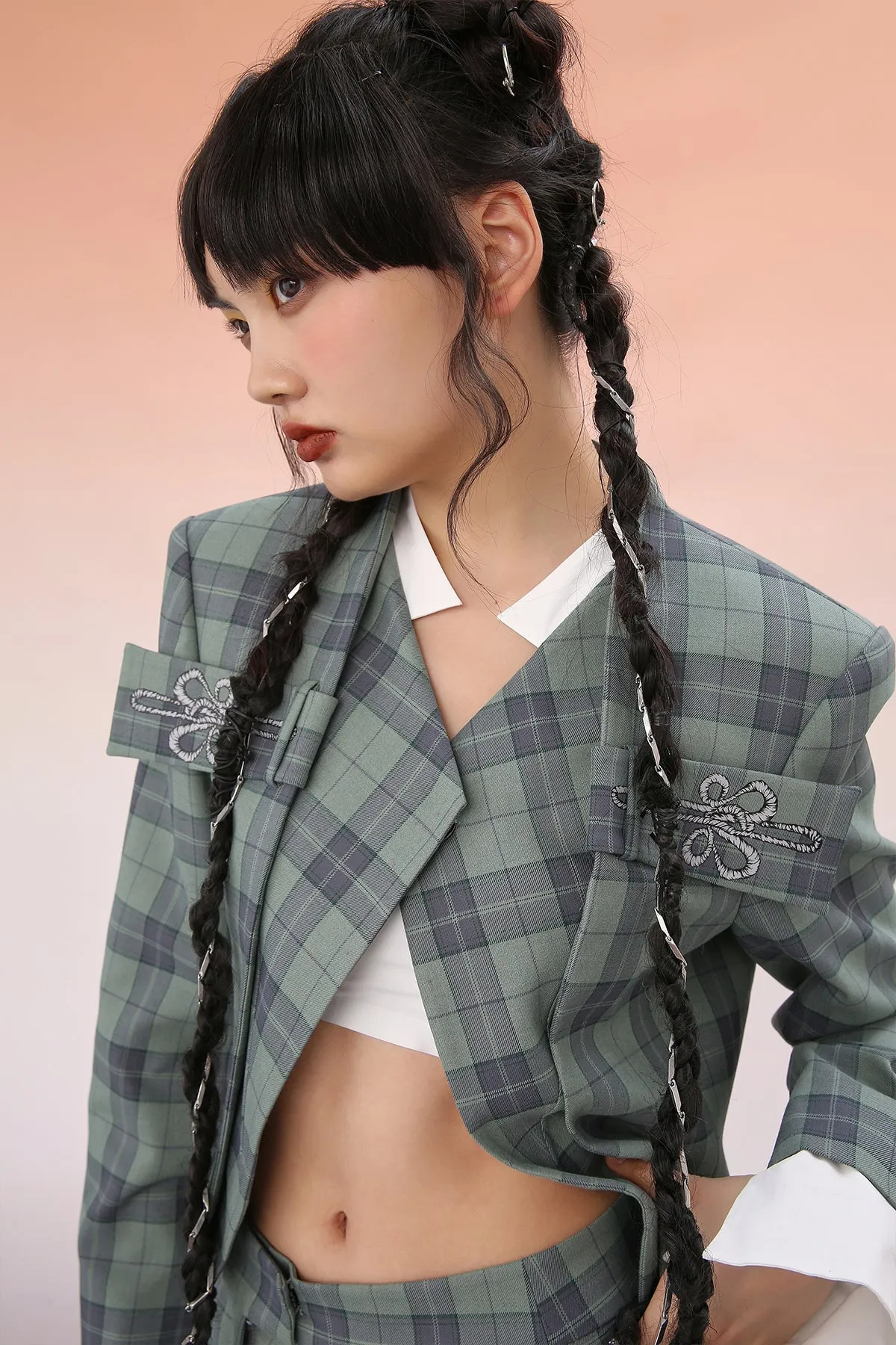 Mukzin | Embroidered Plaid Patchwork Blazer