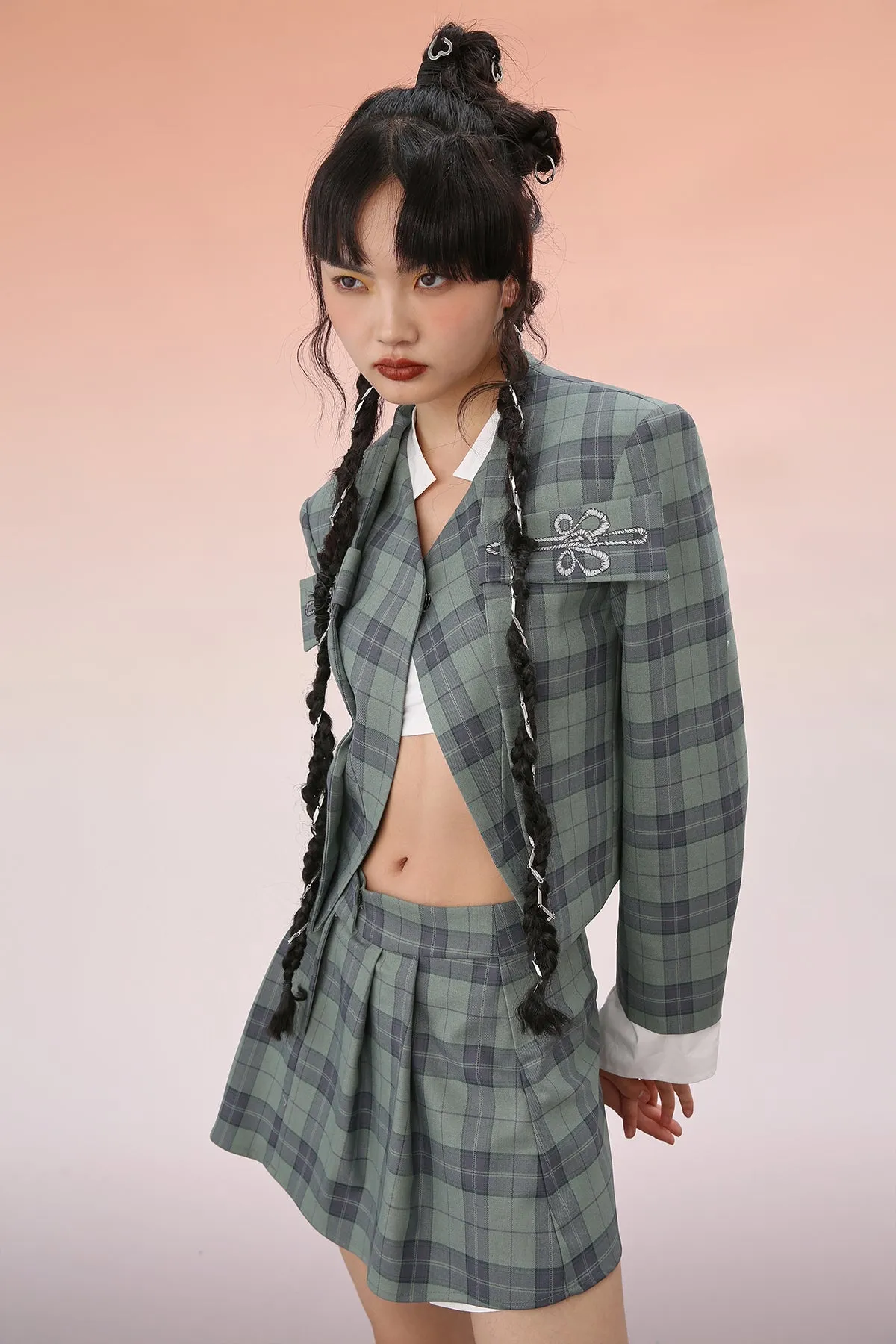 Mukzin | Embroidered Plaid Patchwork Blazer