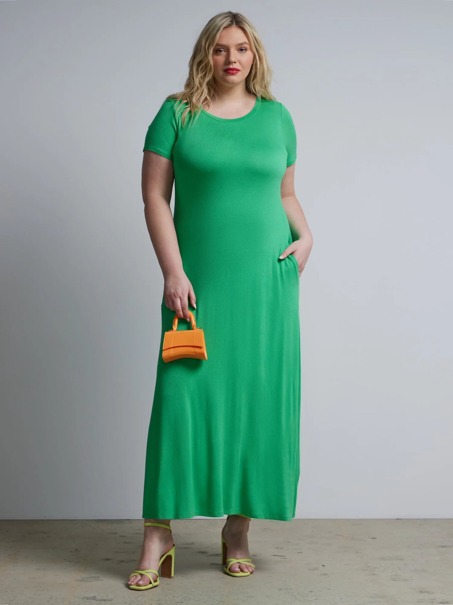 Plus T-Shirt Side-Slit Maxi Dress