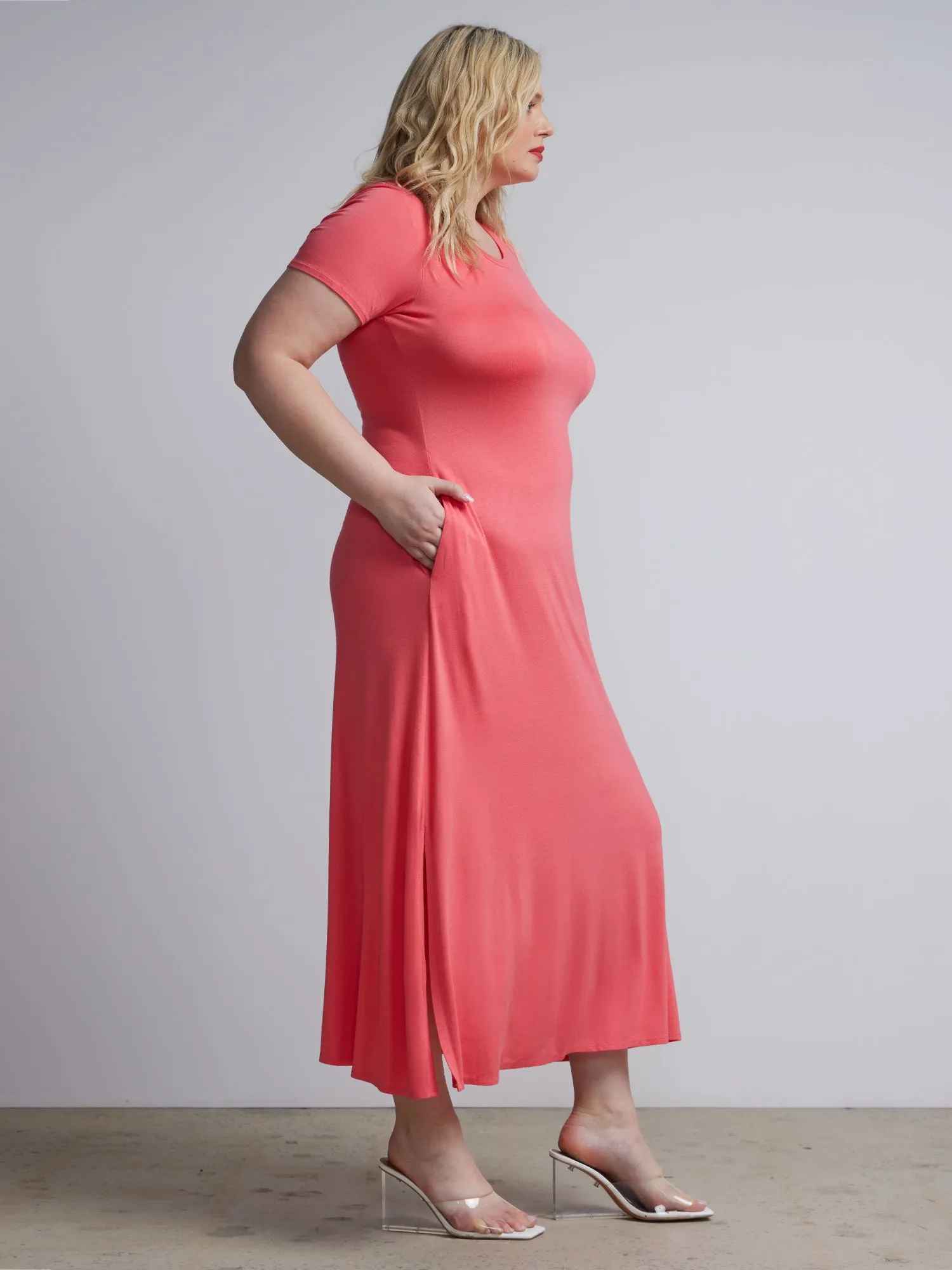 Plus T-Shirt Side-Slit Maxi Dress